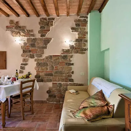 Apartment In - Toskana 24073 Casole d'Elsa